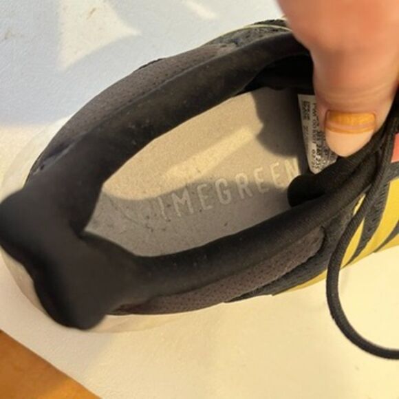 Adidas Black Gold Sneakers Pureboost 21 Size 7 Running Fabric Lace Up - Picture 5 of 9